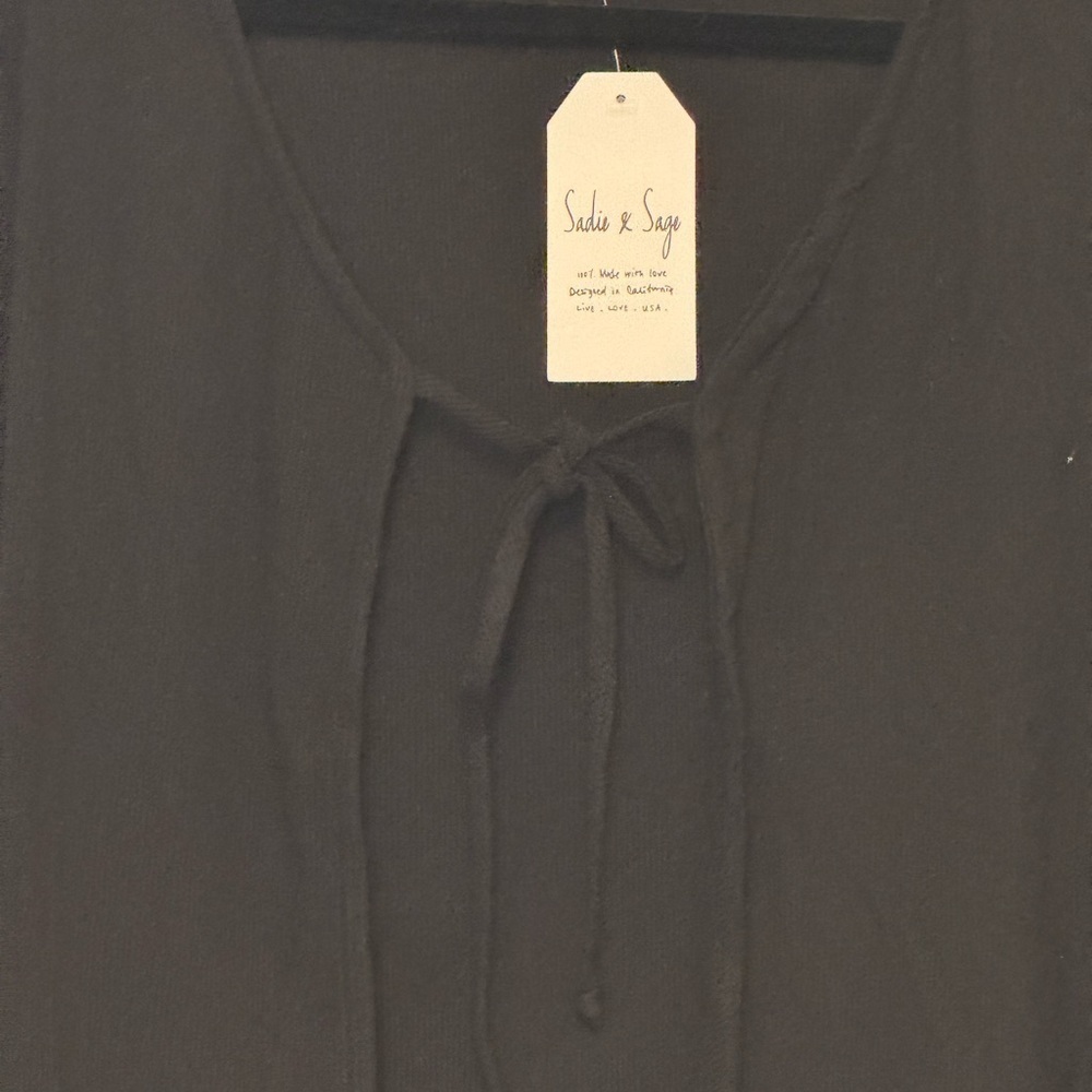 Sadie & Sage Black Cardigan Sweater - Picture 4 of 4